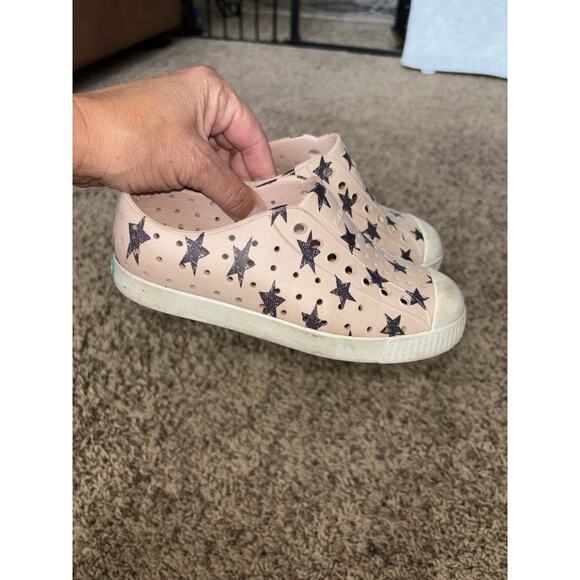 Native Toddler Girl Sz. 13 Peach Star Design Classic Pair. Cute - Picture 1 of 10